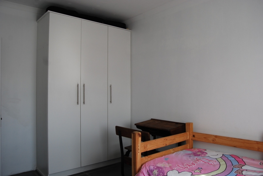 To Let 4 Bedroom Property for Rent in Country Club Western Cape